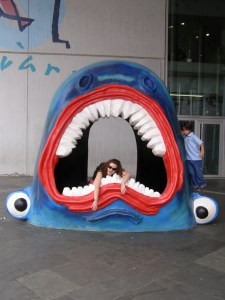 Barcelona Aquarium Jaws